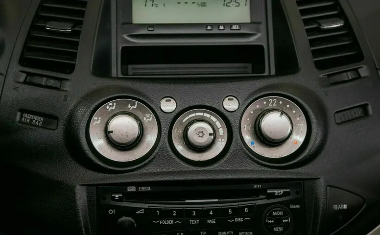 Mitsubishi grandis