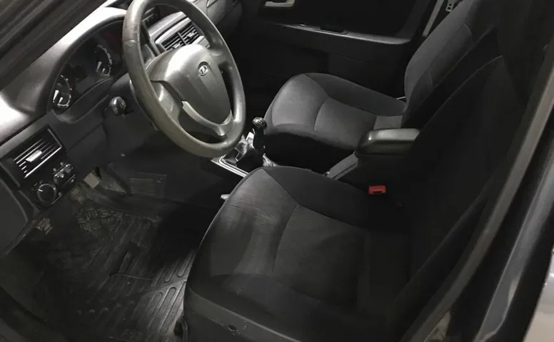 LADA (ВАЗ) 2170 1.6 MT (98 л.с.)