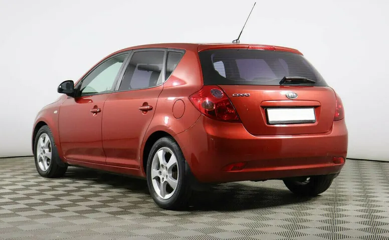 Kia Ceed I