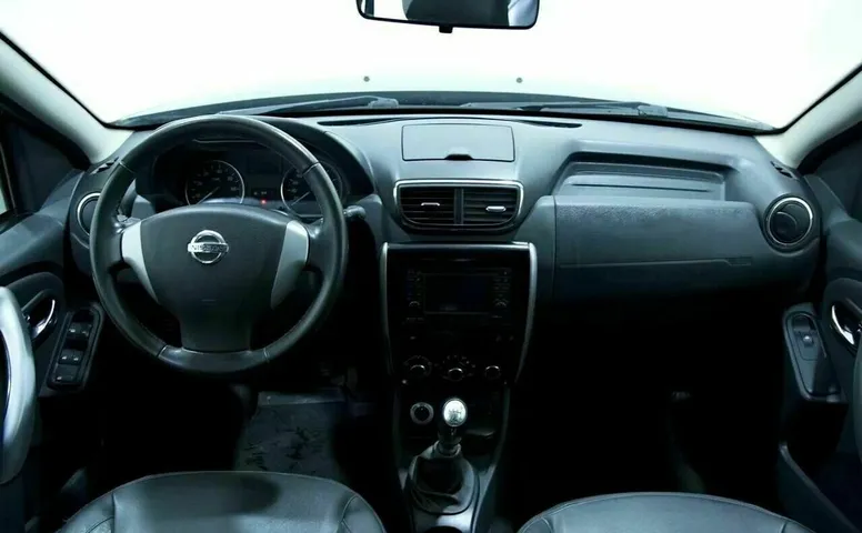 Nissan terrano