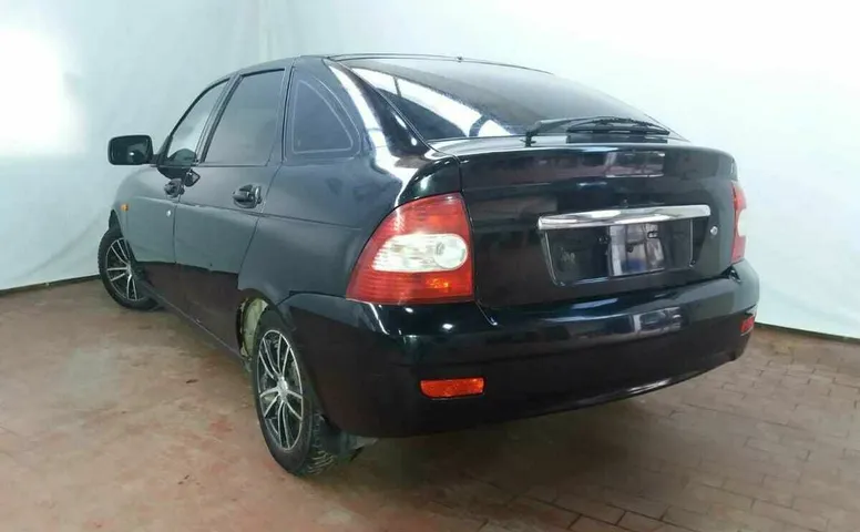 LADA (ВАЗ) 2170 1.6 MT (98 л.с.)