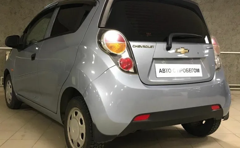 Chevrolet SPARK 1.0 MT (67 л.с.)