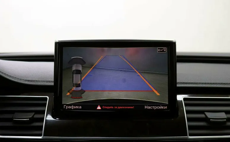 Audi A8 III (D4)