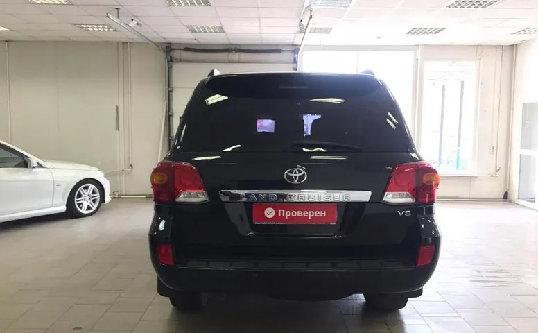 Toyota Land Cruiser 200 Series
