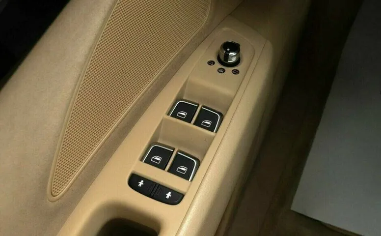 Audi A8 3.0 Автомат