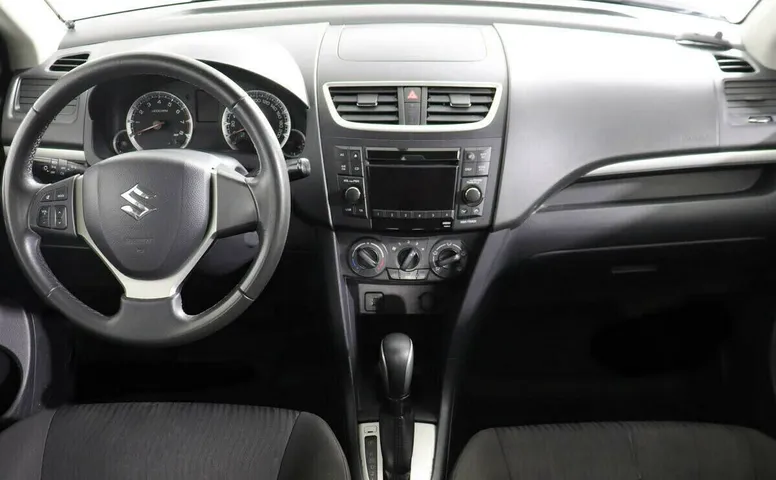 Suzuki Swift IV