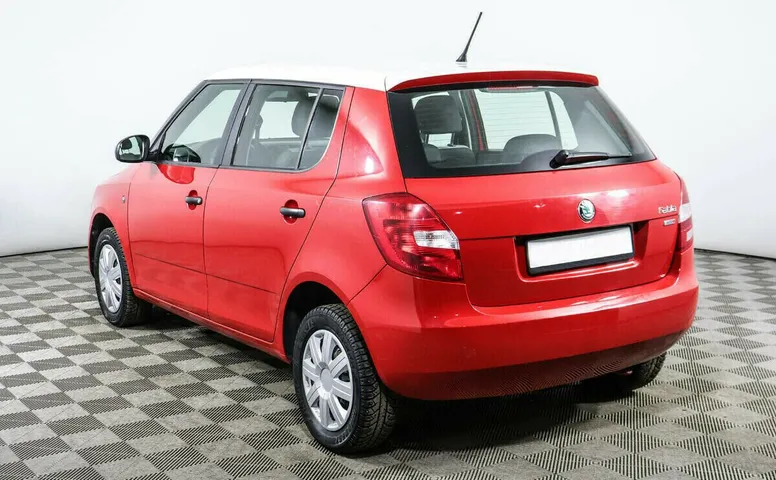 Skoda Fabia II Рестайлинг