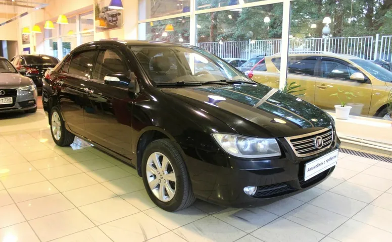Lifan Solano I (620)