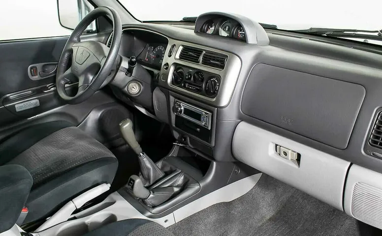Mitsubishi pajero sport i рестайлинг