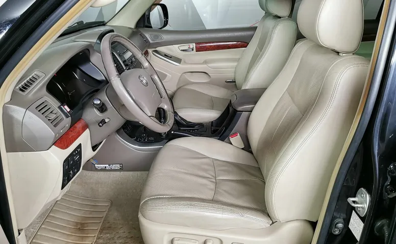 Toyota Land Cruiser Prado 4.0 AT (249 л.с.) Черный