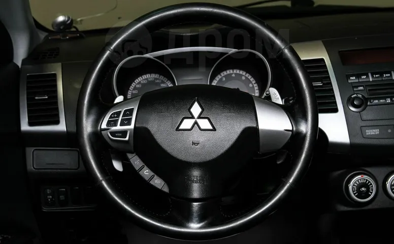 Mitsubishi Outlander, 2 поколение