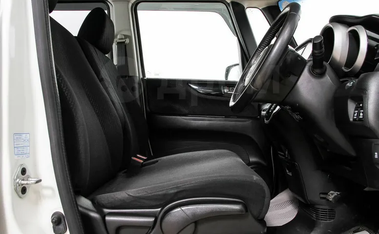 Honda N-BOX, 1 поколение