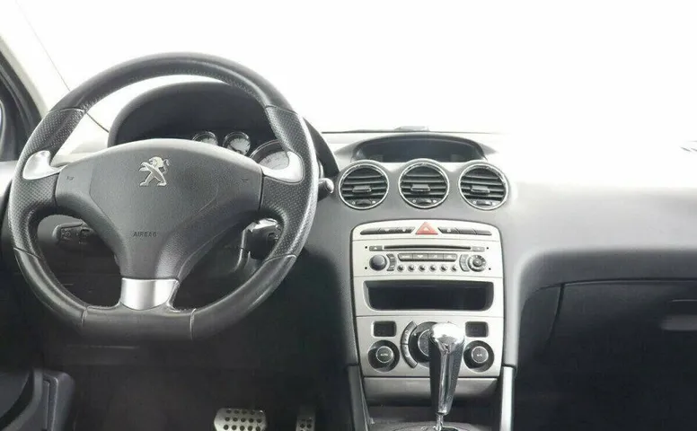 Peugeot 408 1.6 Автомат