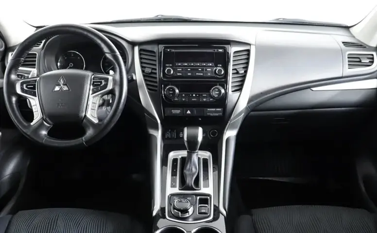 Mitsubishi Pajero Sport