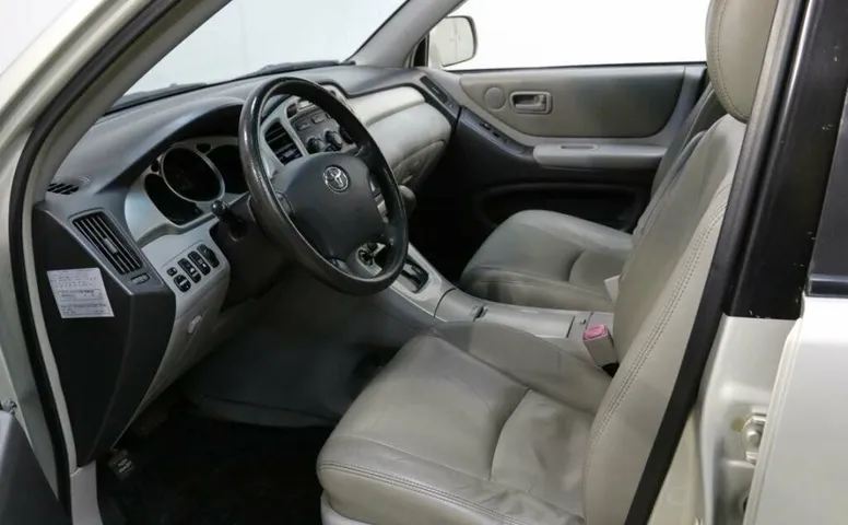 Toyota highlander i (u20) рестайлинг