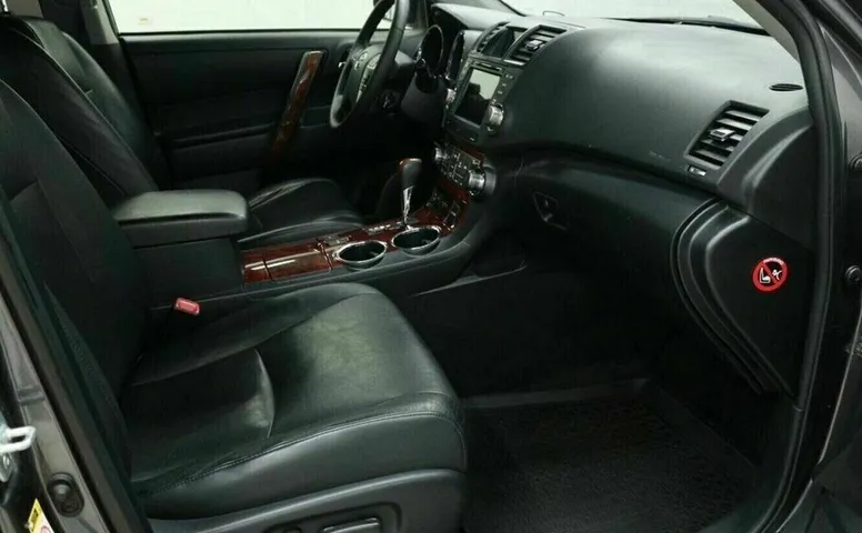 Toyota highlander
