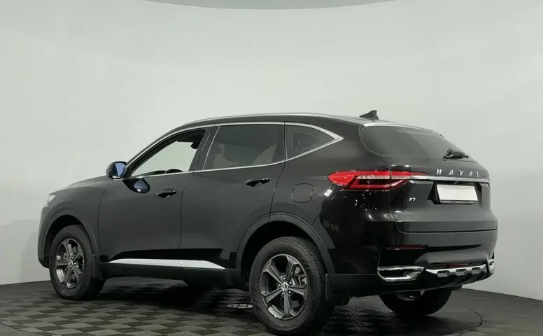 Haval F7