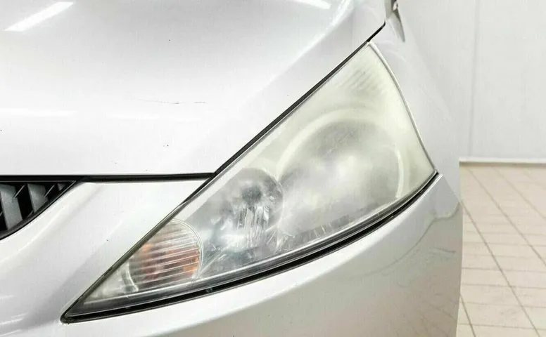 Mitsubishi grandis