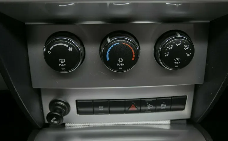 Dodge nitro