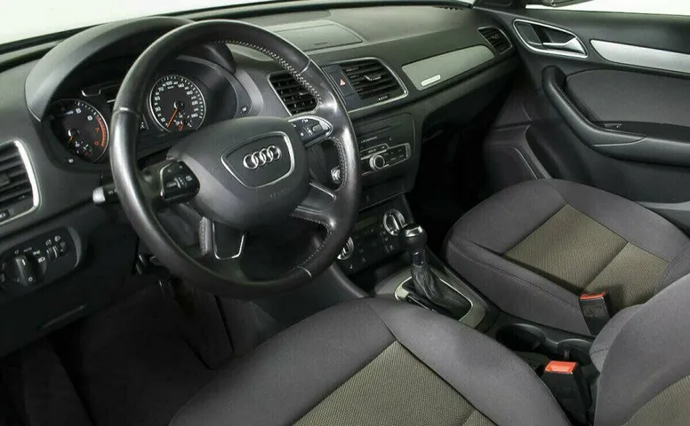 Audi Q3 2.0 Робот