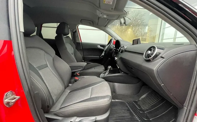 Audi A1 I (8X) Рестайлинг