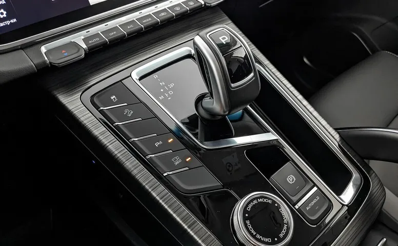 Geely Atlas Pro