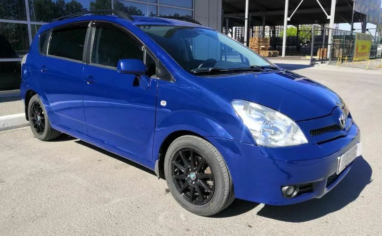 Toyota COROLLA_VERSO 1.8 AT (129 л.с.)