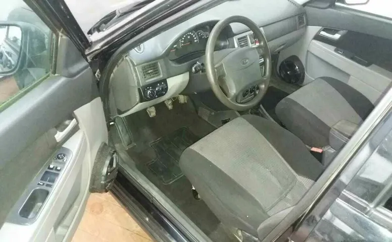 LADA (ВАЗ) 2170 1.6 MT (98 л.с.)