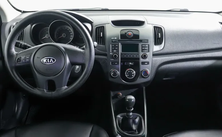 Kia Cerato 1.6 МКПП