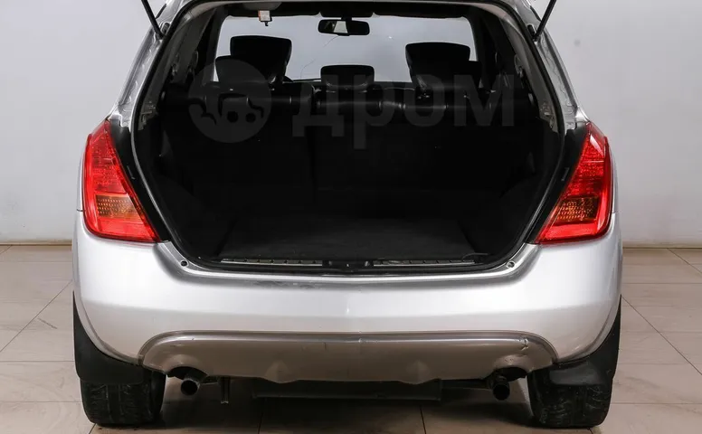 Nissan Murano, 1 поколение