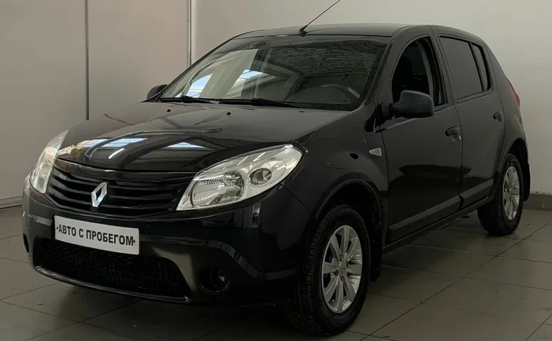 Renault SANDERO 1.4 MT (75 л.с.)