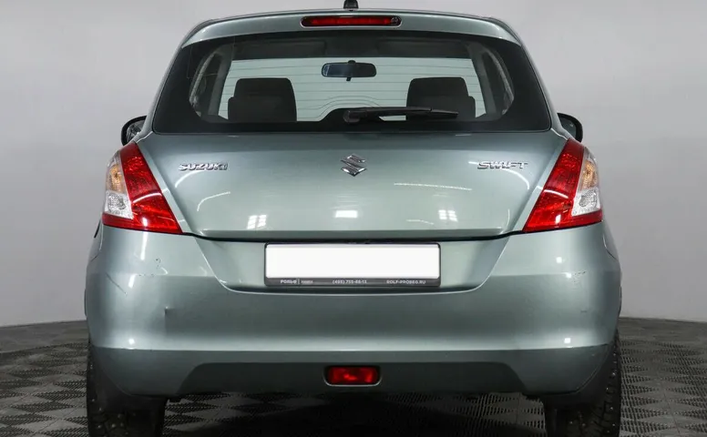 Suzuki Swift IV