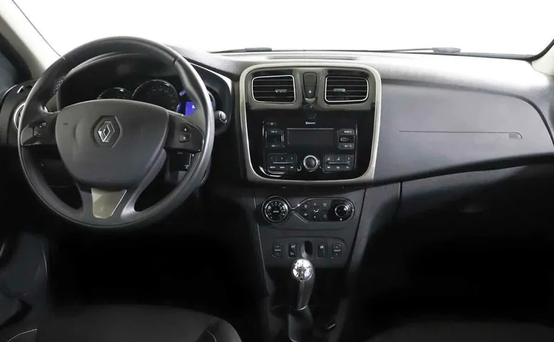 Renault sandero stepway мкпп 2018 с пробегом 40 000 км
