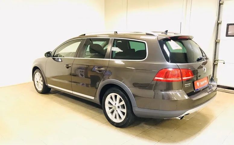 Volkswagen Passat Alltrack (B7)