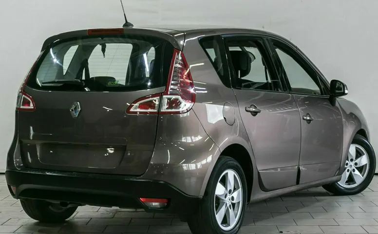 Renault scenic