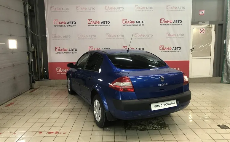 Renault MEGANE 1.6 AT (115 л.с.)