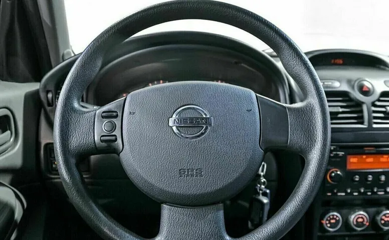 Nissan almera classic