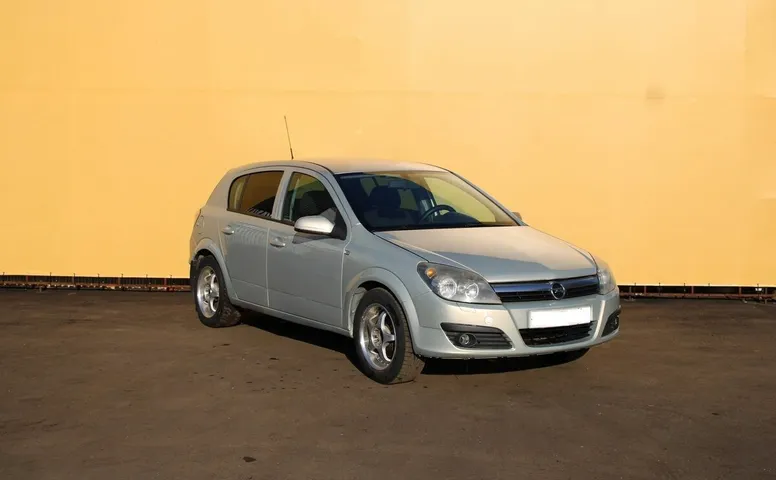 Opel ASTRA 1.8 MT (125 л.с.)
