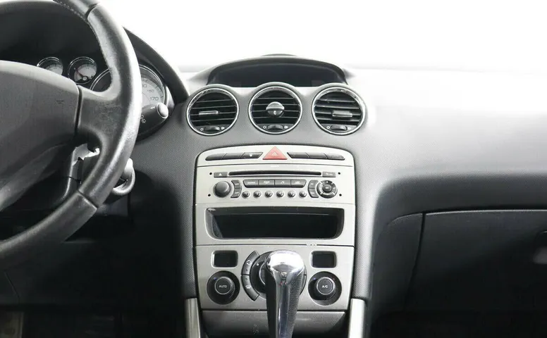 Peugeot 308 I
