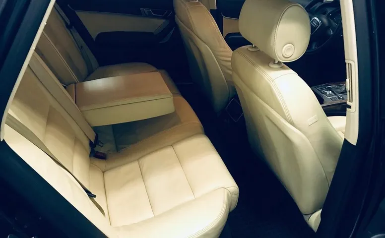 Audi A6 III (C6)