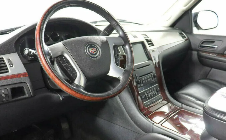 Cadillac Escalade 6.2 Автомат