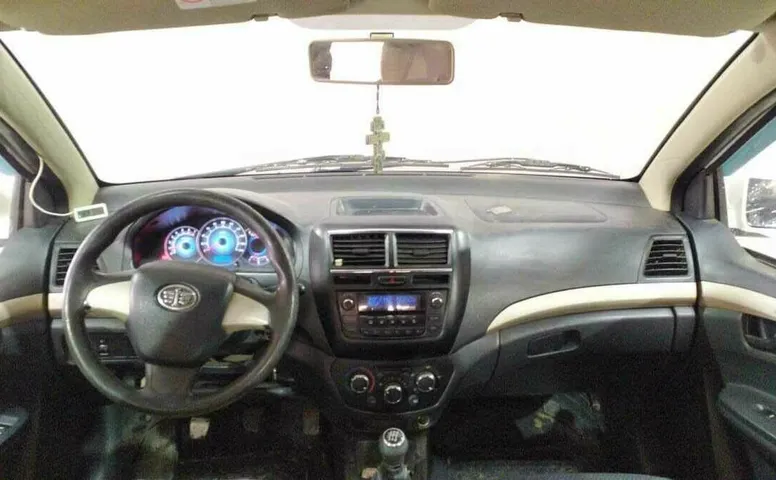 FAW V5 1.5 MT (102 л.с.)