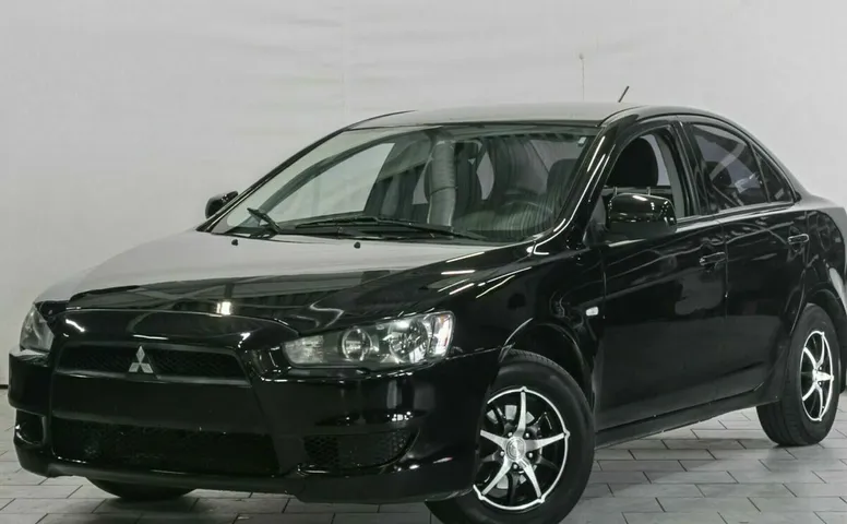Mitsubishi lancer