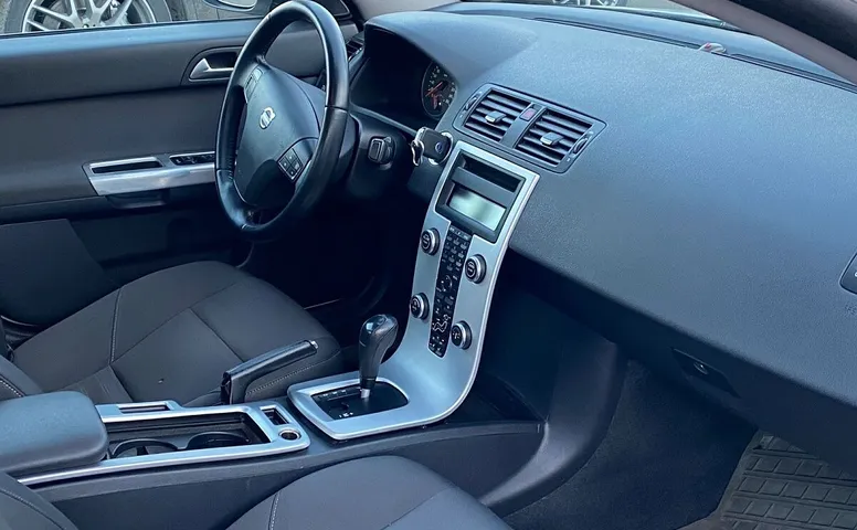 Volvo S40