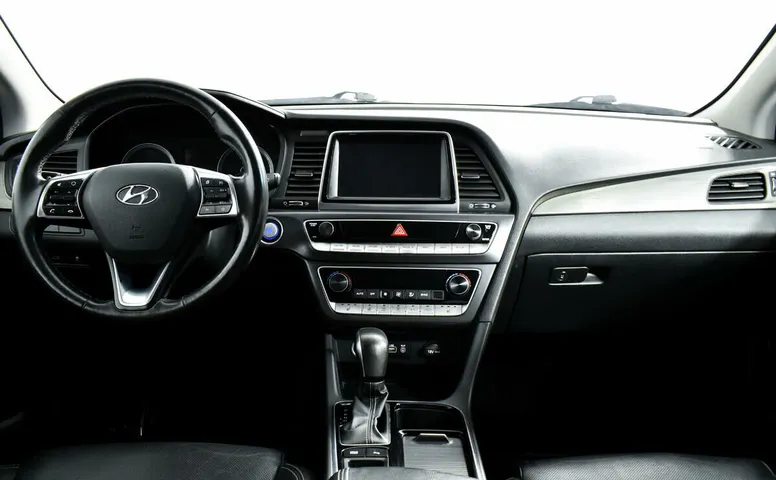 Hyundai Sonata 2.4 АКПП