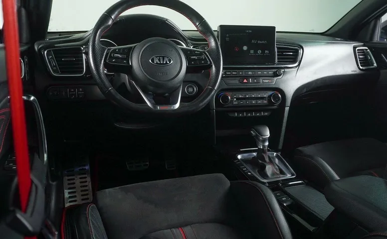 Kia Proceed