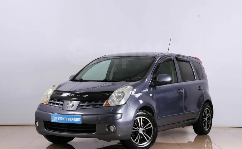 Nissan Note, 1 поколение