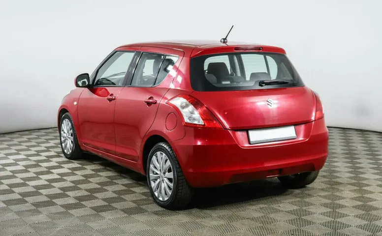 Suzuki Swift III