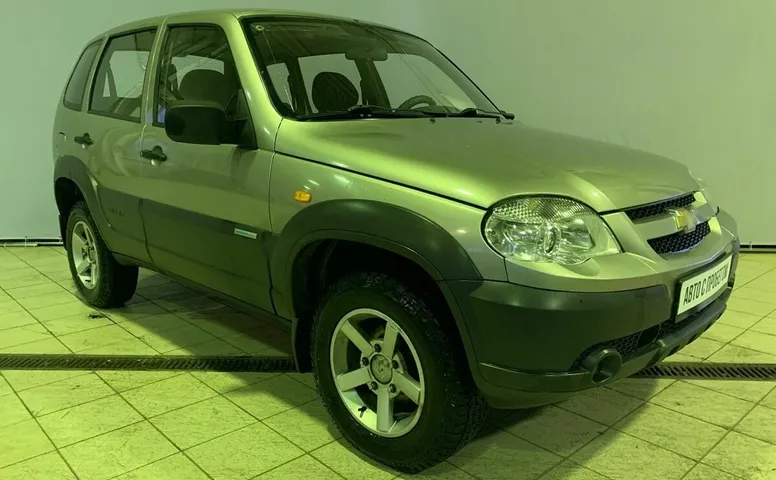 Chevrolet NIVA 1.7 MT (80 л.с.) 4WD