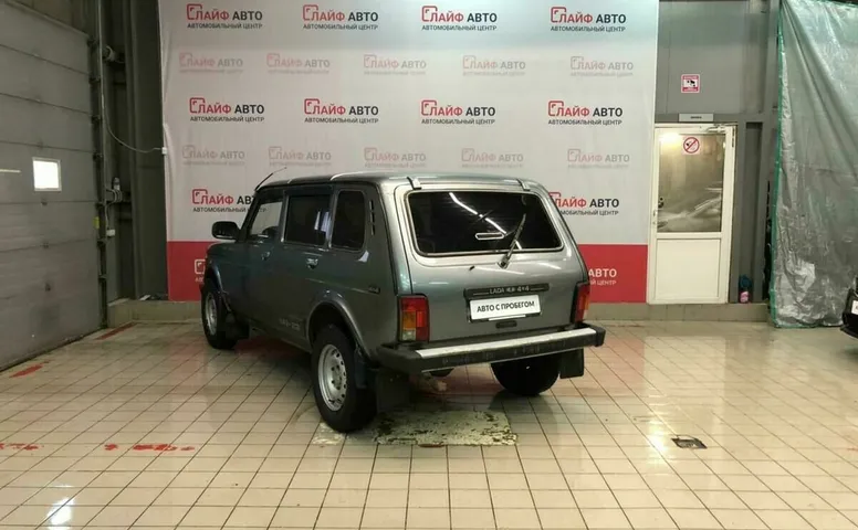 LADA (ВАЗ) NIVA 1.7 MT (80 л.с.) 4WD